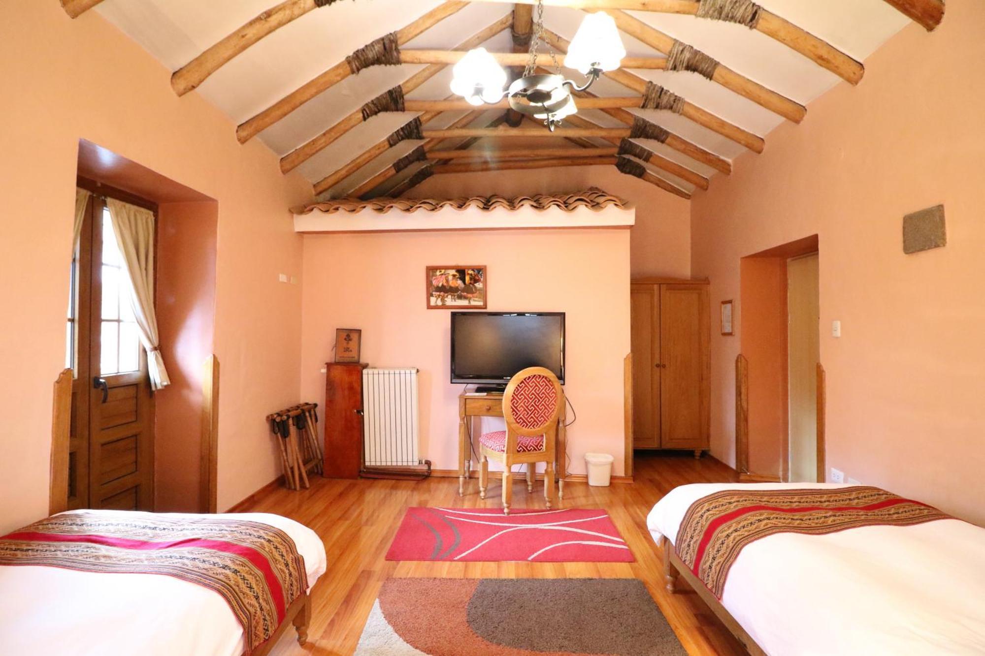 Hotel & Mirador Los Apus Cusco Room photo